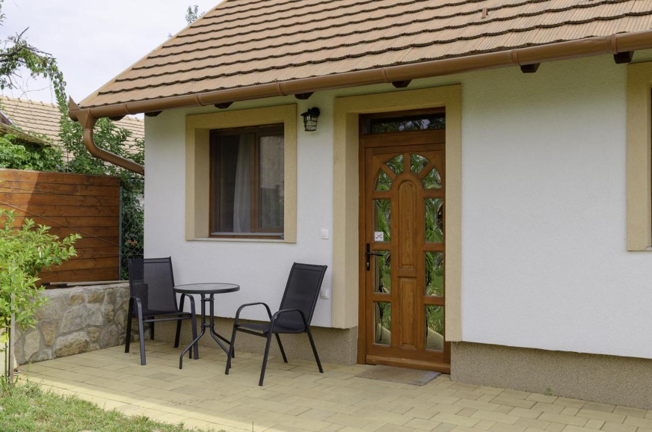 Egrelato Vendeghaz Apartment Balatonakali Exterior photo